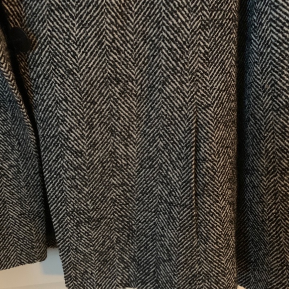 Italian Ladies Suit - Picture 7 of 8